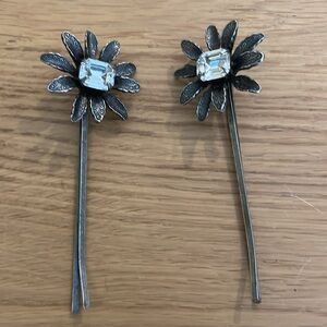 2 Flower Metal Hair Pins W/ Crystal Stones Length- 3 1/4” Weddings,Parties Daisy